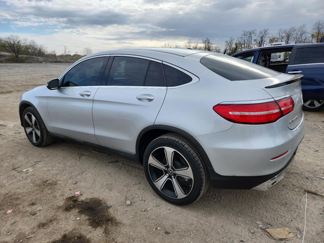 Фото: WDC0J4KB1JF347106