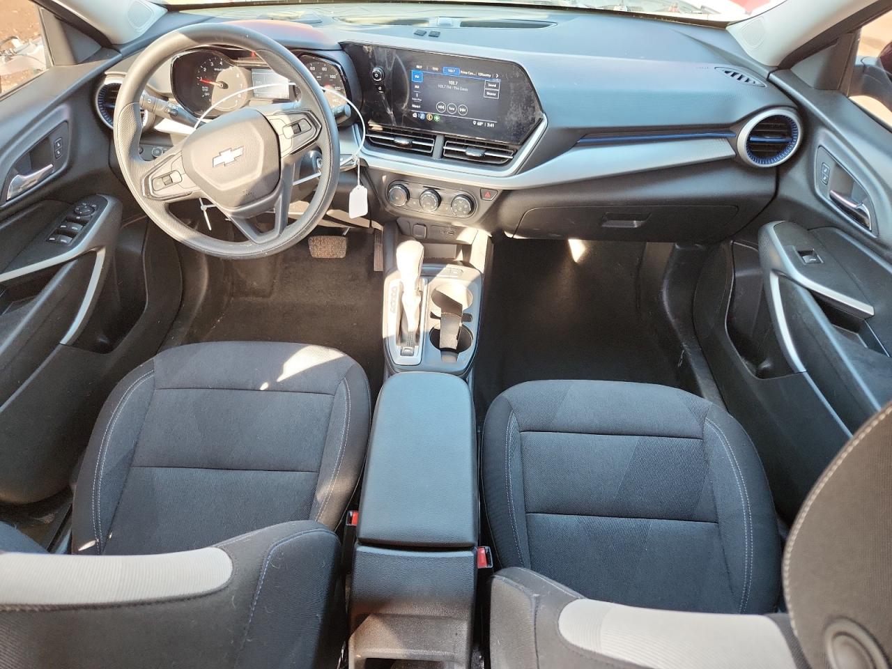 2024 Chevrolet Trax Ls VIN: KL77LFE22RC204018 Lot: 91082485