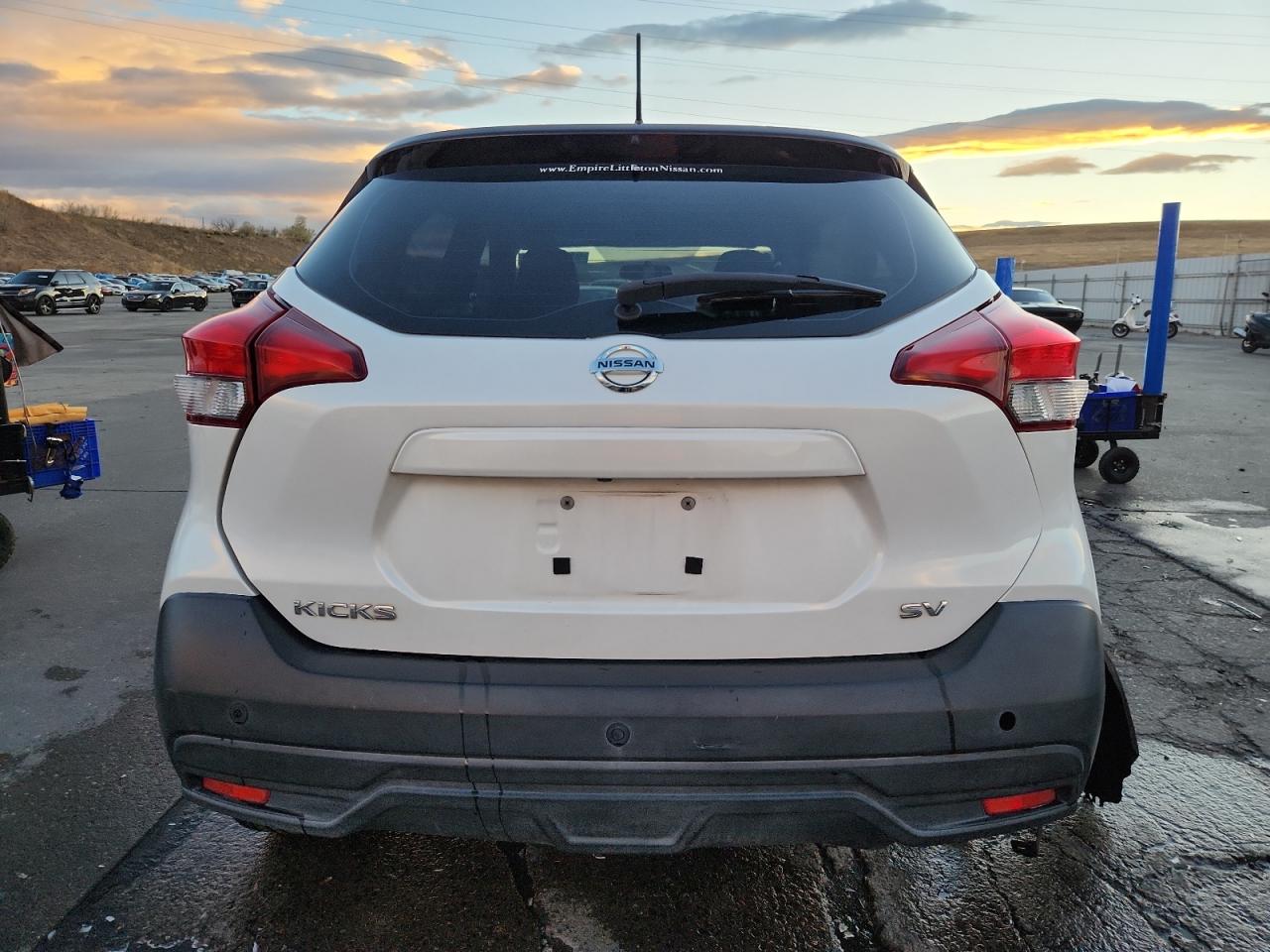 2018 Nissan Kicks S VIN: 3N1CP5CU9JL529586 Lot: 91382065