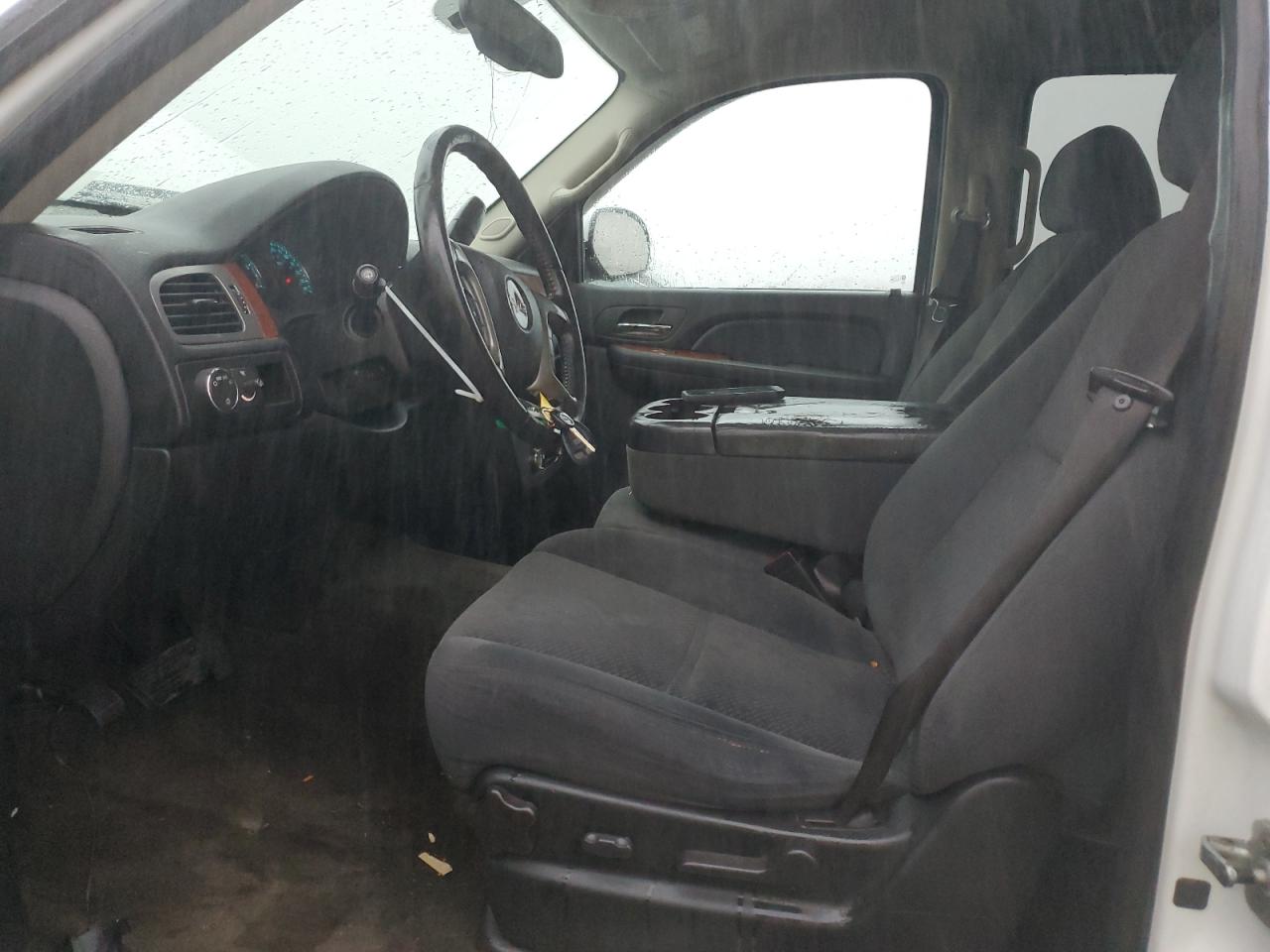 2008 GMC Yukon VIN: 1GKFC13C08R139425 Lot: 93467895