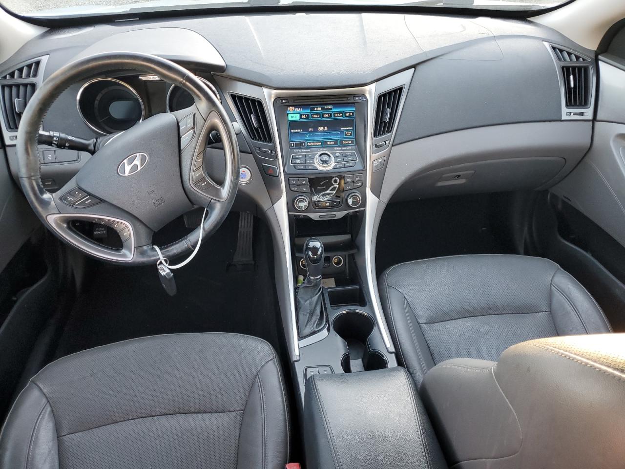 2013 Hyundai Sonata Hybrid VIN: KMHEC4A40DA075721 Lot: 90993925