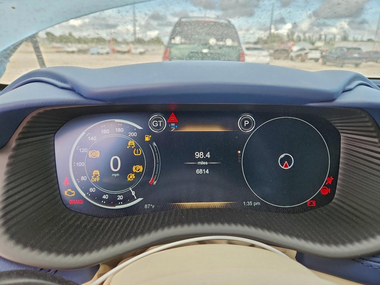 2021 Aston Martin Dbx VIN: SCFVUJAW7MTV03260 Lot: 94503645