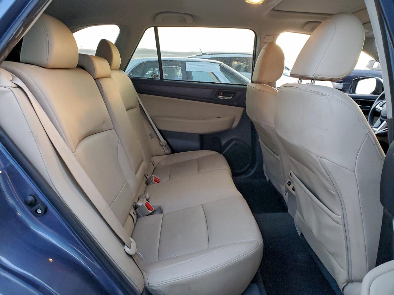 2017 Subaru Outback 2.5I Limited VIN: 4S4BSANC7H3300393 Lot: 94272925