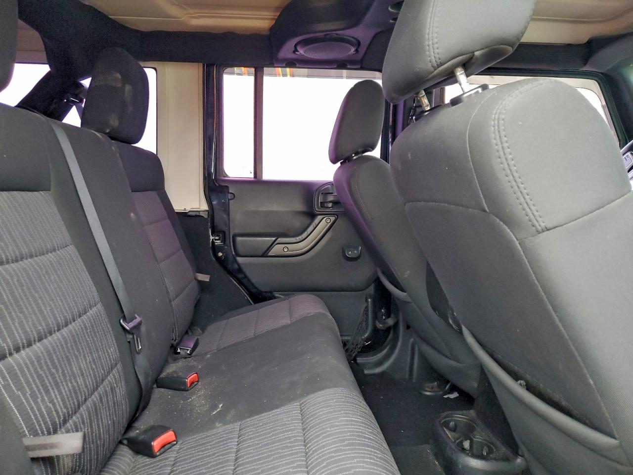 2011 Jeep Wrangler Unlimited Sport VIN: 1J4BA3H1XBL565694 Lot: 93919735