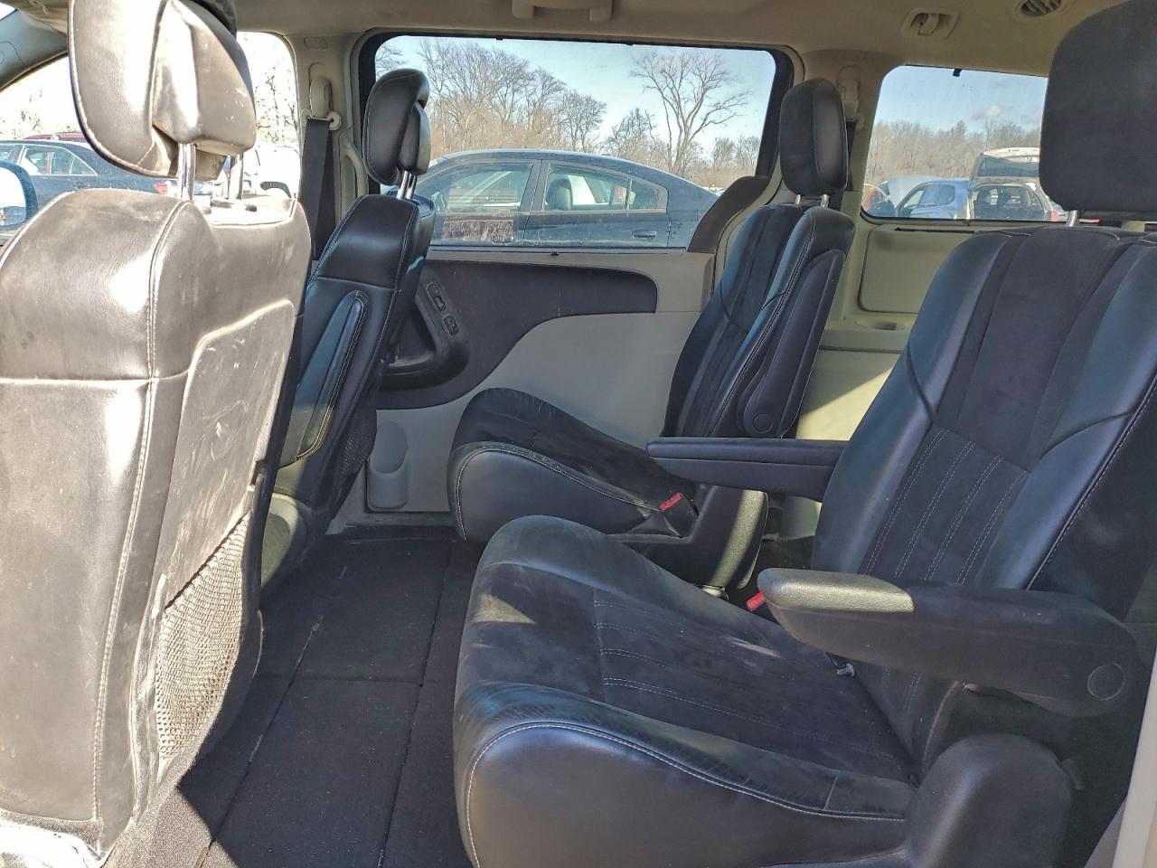 2014 Chrysler Town & Country Touring L VIN: 2C4RC1CG6ER423014 Lot: 93850685