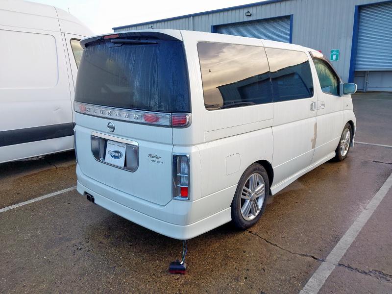 2004 NISSAN ELGRAND