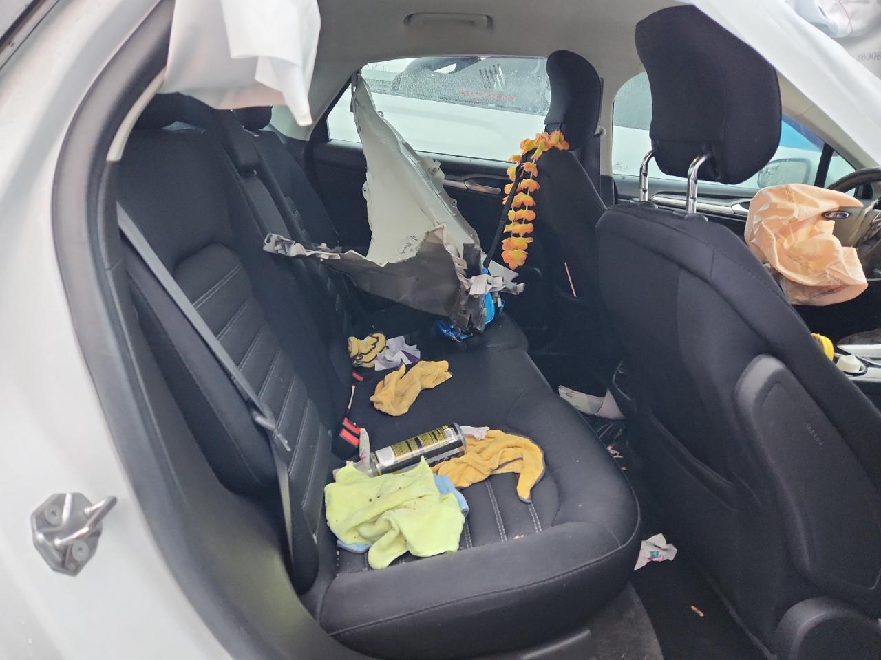 2015 Ford Fusion Se VIN: 3FA6P0H72FR108822 Lot: 92758655