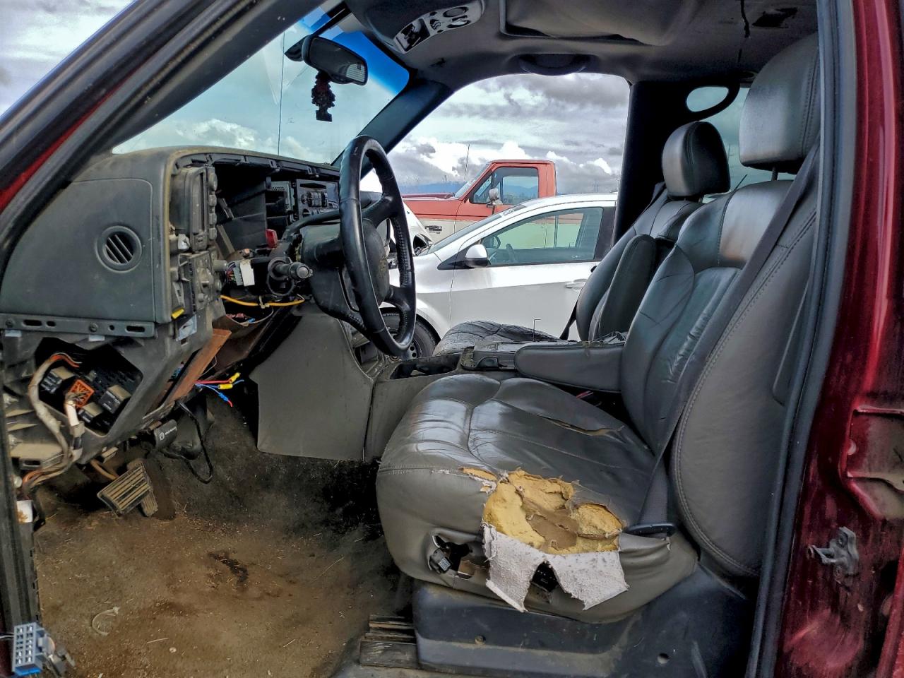 2002 Chevrolet Suburban K1500 VIN: 1GNFK16Z82J314693 Lot: 93381705