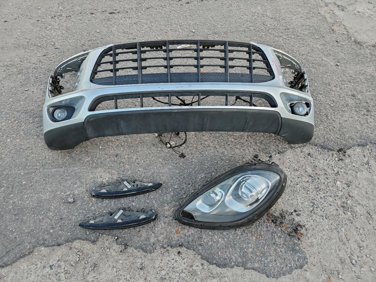 2016 Porsche Macan S VIN: WP1AB2A54GLB47675 Lot: 93649965