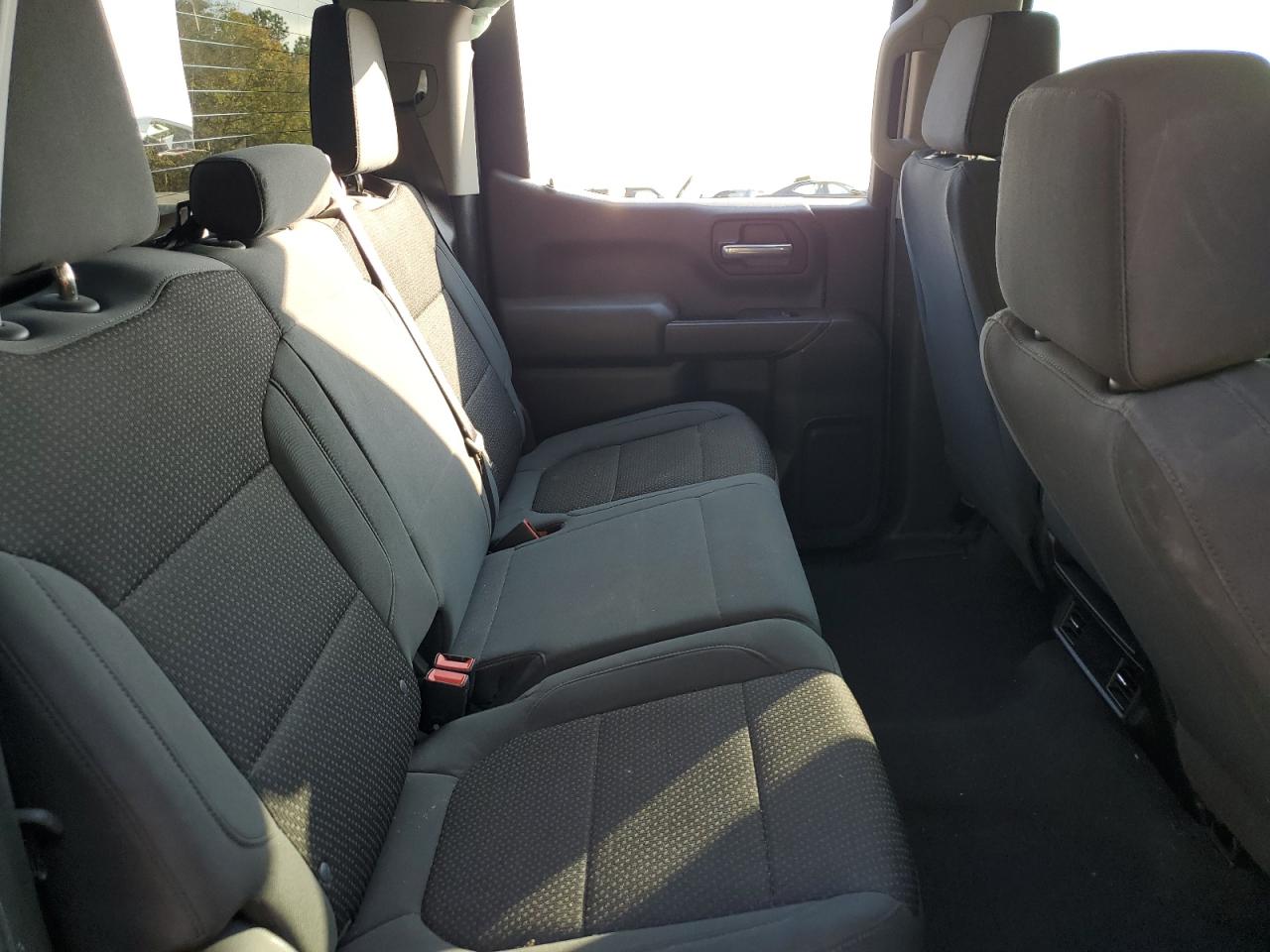 2021 Chevrolet Silverado K1500 Custom VIN: 3GCUYBEF7MG123718 Lot: 93887685