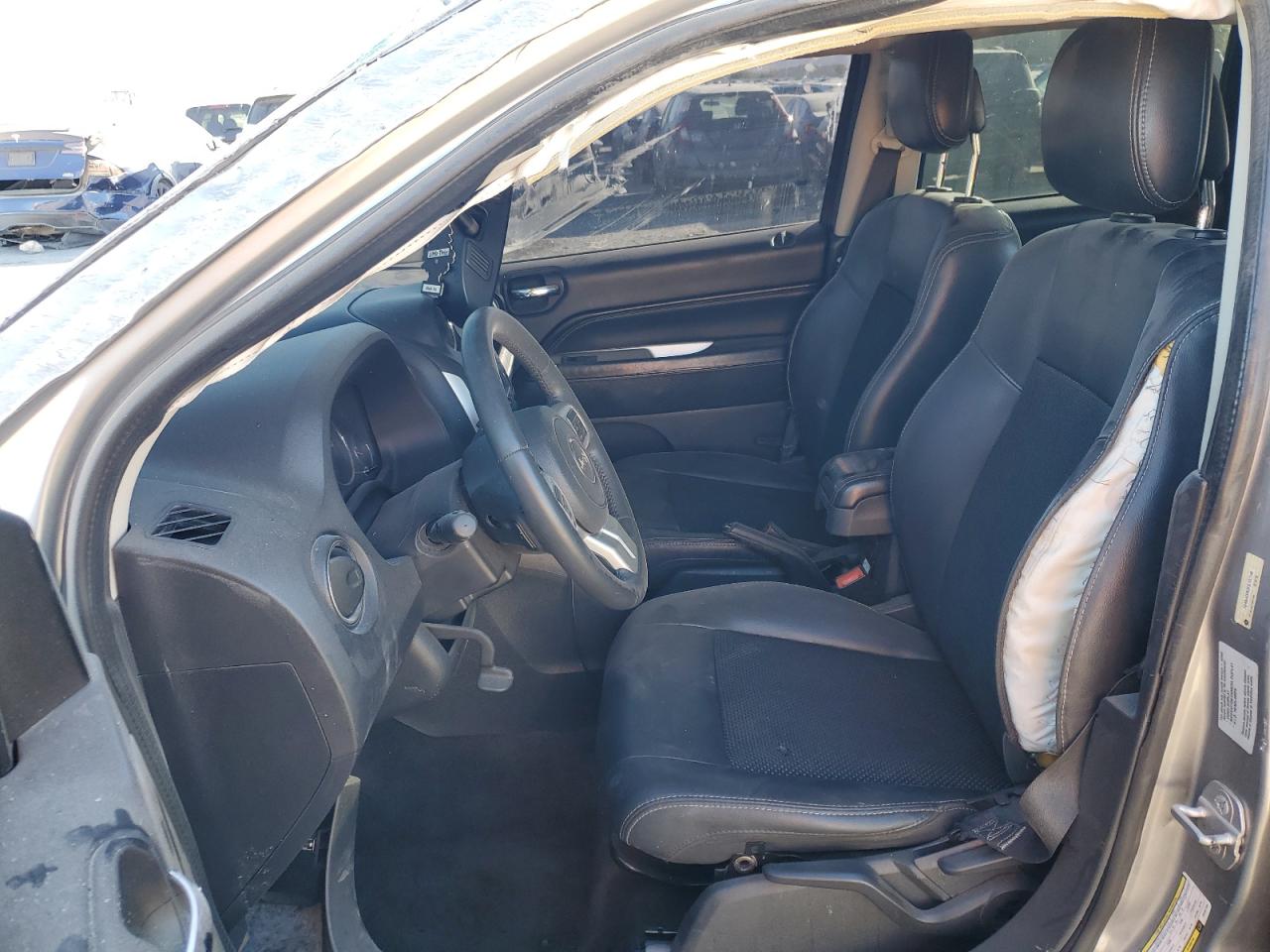 2015 Jeep Compass Latitude VIN: 1C4NJCEB2FD107146 Lot: 92188935