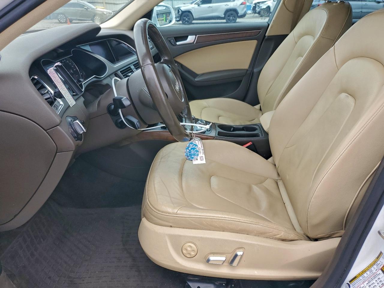 2015 Audi A4 Premium Plus VIN: WAUFFAFL3FN019490 Lot: 94459355