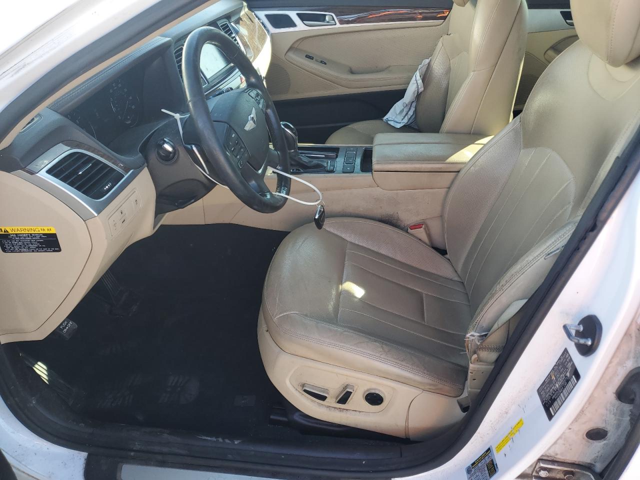 2015 Hyundai Genesis 3.8L VIN: KMHGN4JEXFU066571 Lot: 90311605