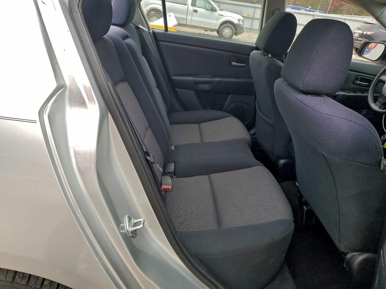 2007 Mazda 3 I VIN: JM1BK32F671647903 Lot: 93079485