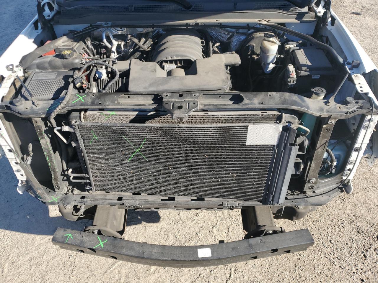 2015 GMC Yukon Xl C1500 Sle VIN: 1GKS1GKC1FR150780 Lot: 92166165