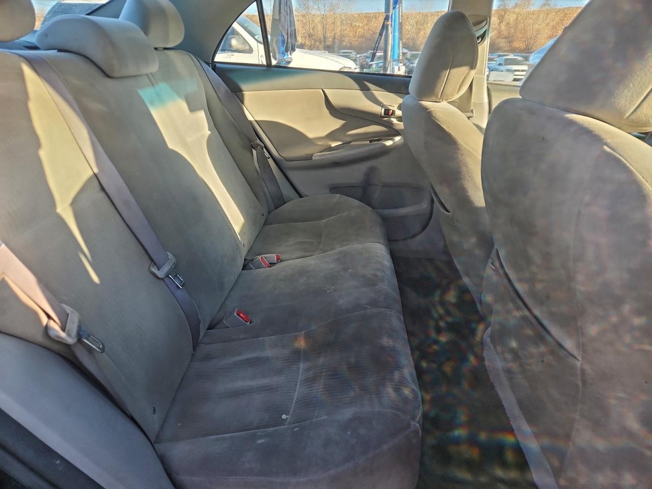 2010 Toyota Corolla Base VIN: 1NXBU4EEXAZ185995 Lot: 94481025