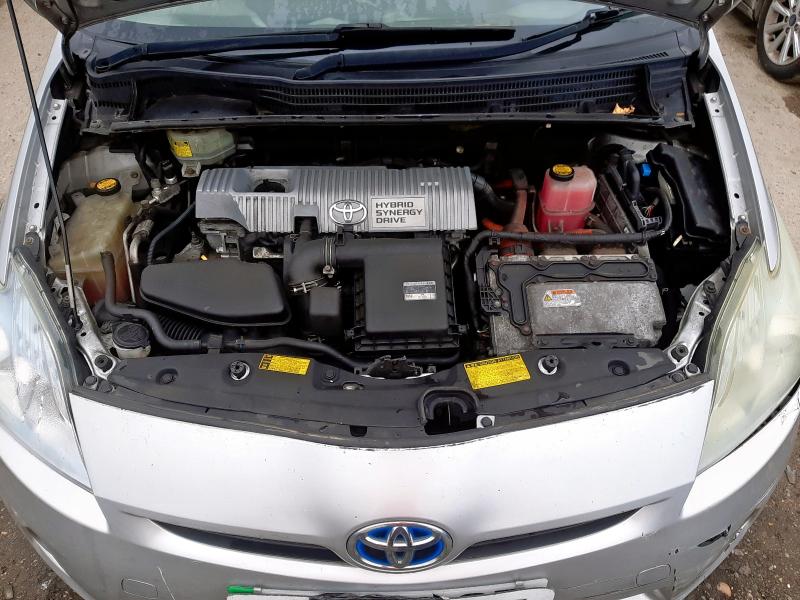2010 TOYOTA PRIUS HYBRID 