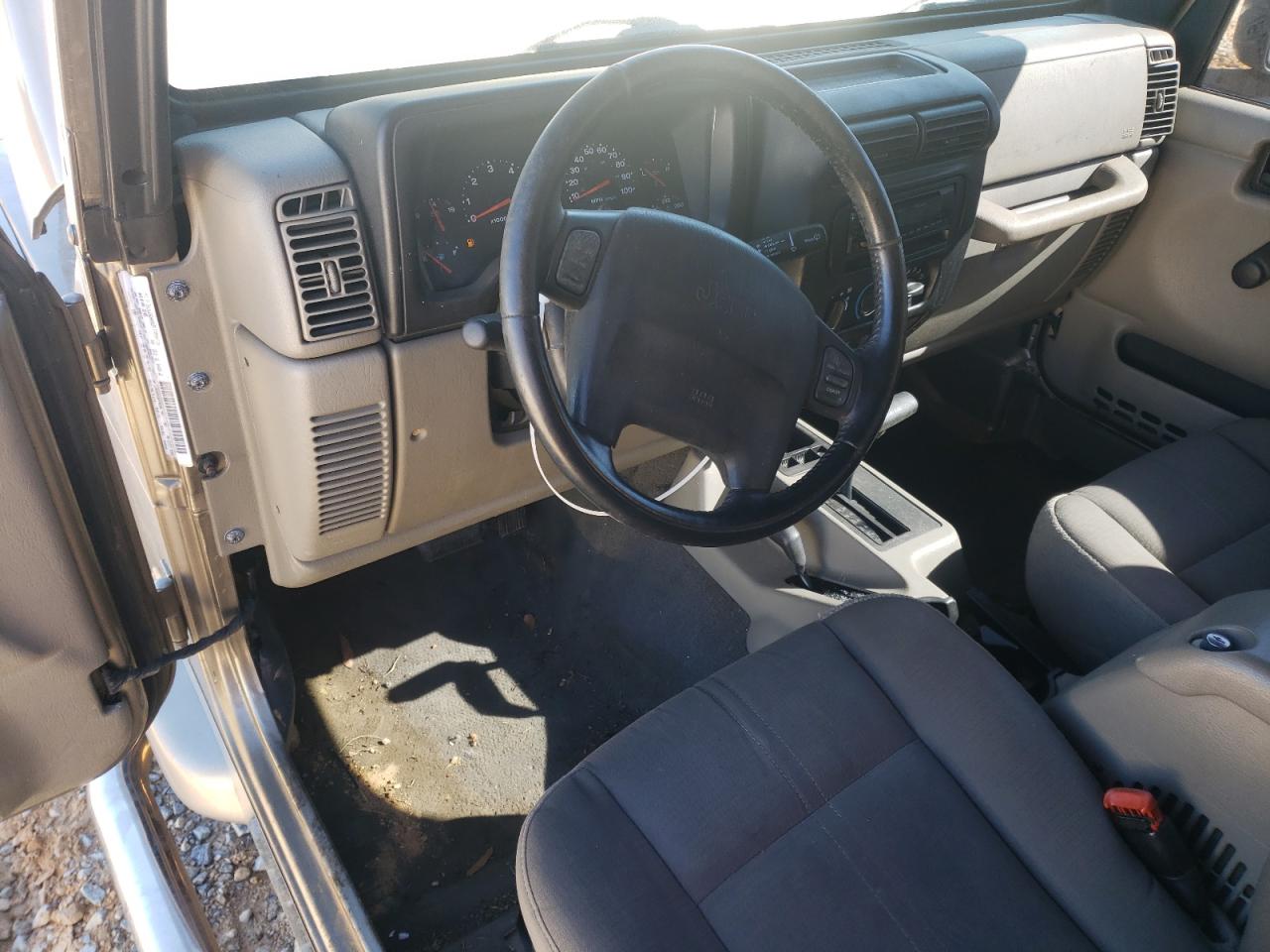 2004 Jeep Wrangler / Tj Sahara VIN: 1J4FA59S34P740304 Lot: 90494025