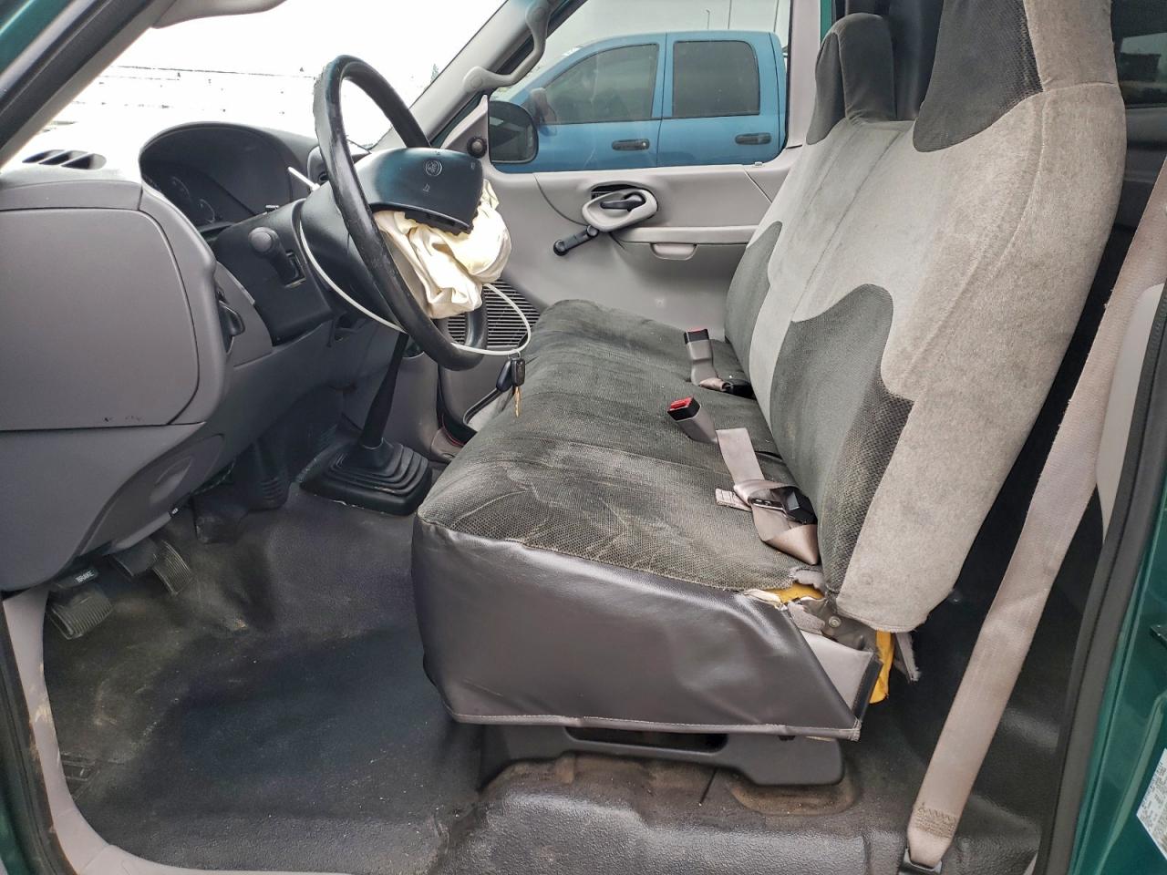 2000 Ford F150 VIN: 1FTZF1729YKA98660 Lot: 92765445