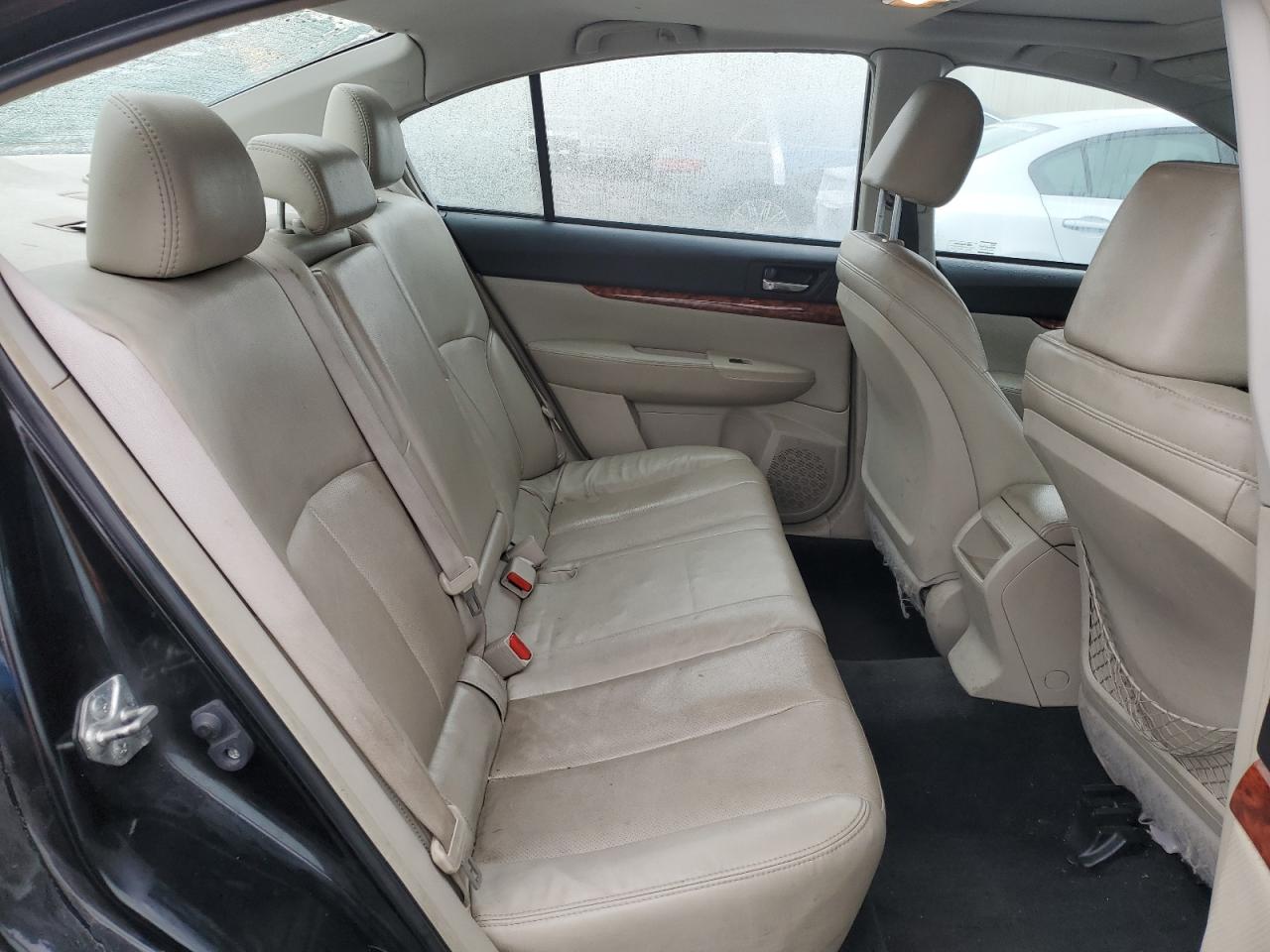 2010 Subaru Legacy 2.5I Limited VIN: 4S3BMBK61A3237753 Lot: 93324465