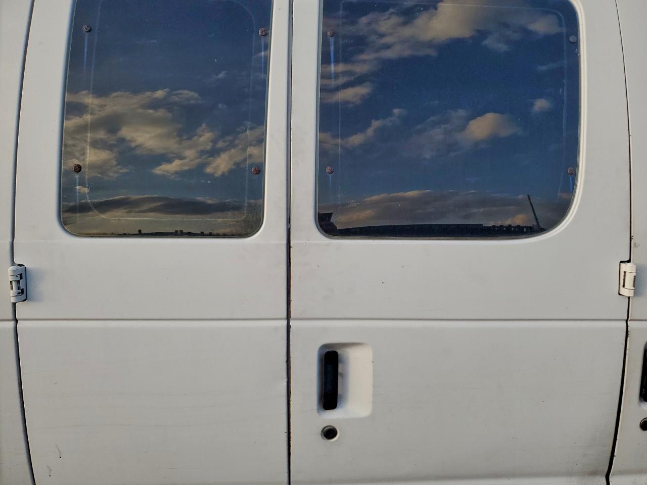 2002 Ford E350 Delivery Van VIN: 1FTSS34LX2HA21354 Lot: 94048325