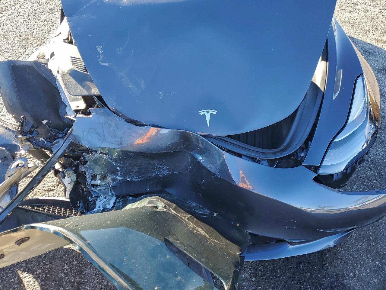 2023 Tesla Model 3 VIN: 5YJ3E1EB8PF711035 Lot: 94088345