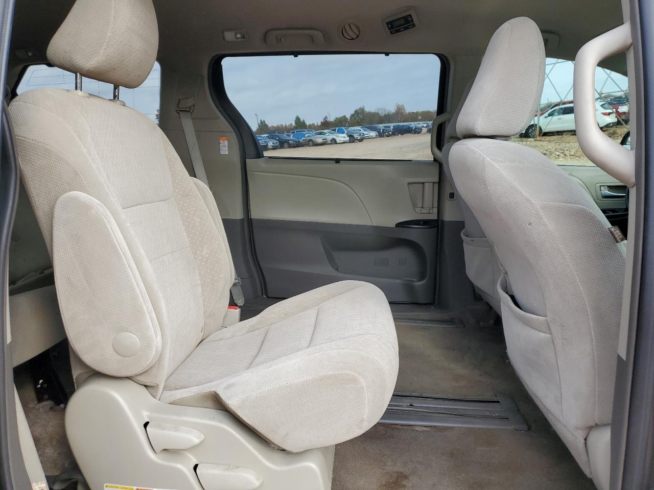 2017 Toyota Sienna Le VIN: 5TDKZ3DC8HS885254 Lot: 92038915