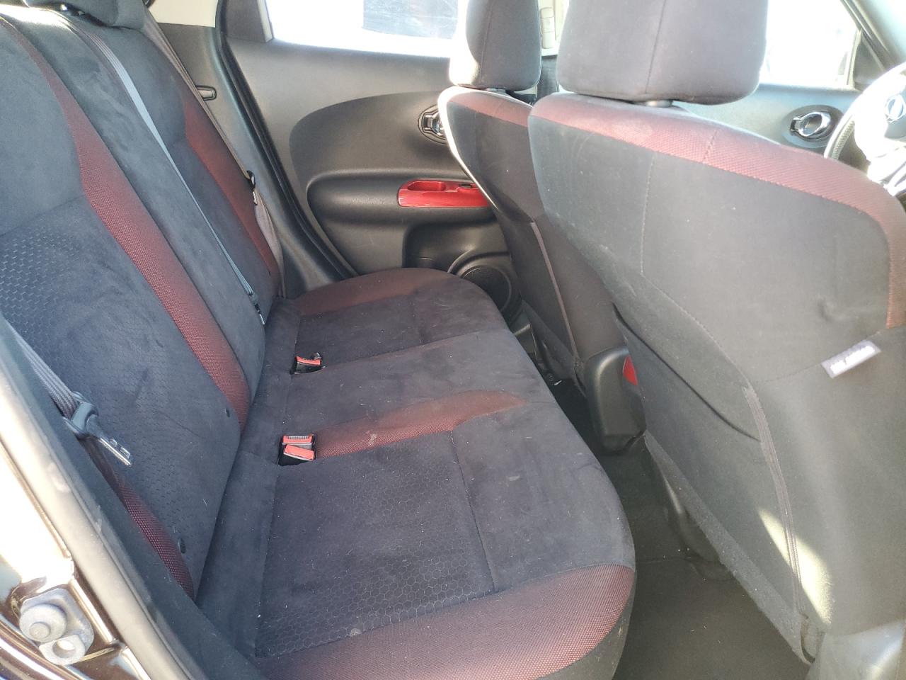 2015 Nissan Juke S VIN: JN8AF5MV9FT557507 Lot: 91941855