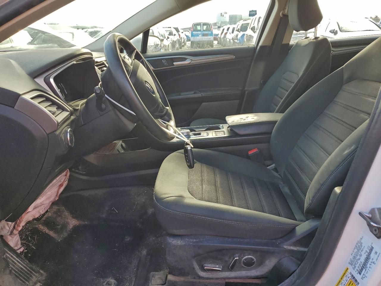 2020 Ford Fusion Se VIN: 3FA6P0LU9LR229811 Lot: 93964805