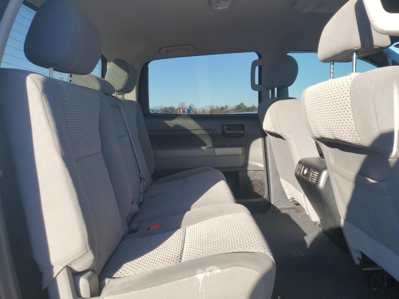 2012 Toyota Tundra Crewmax Sr5 VIN: 5TFDY5F11CX246512 Lot: 92696135