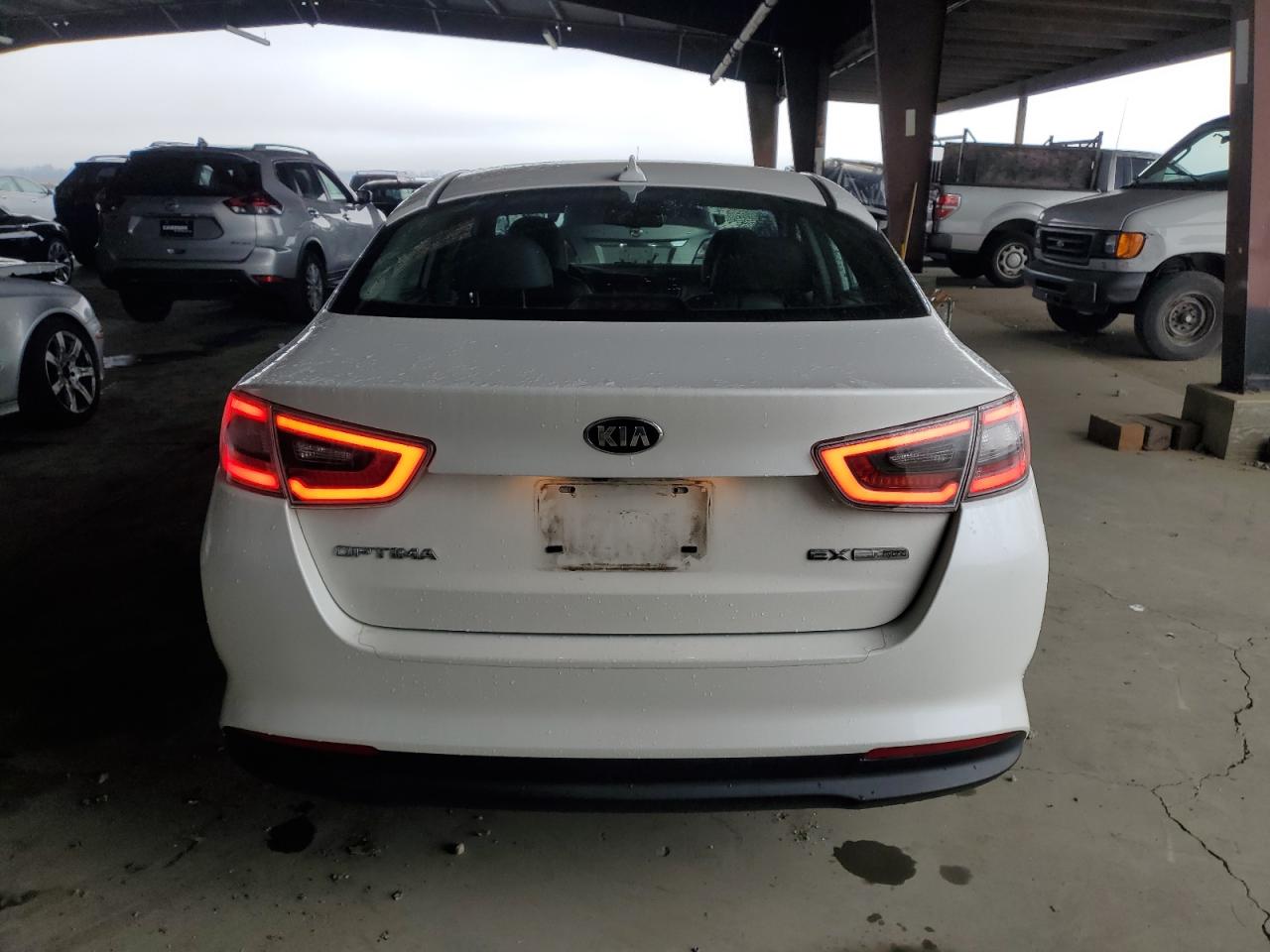 2016 Kia Optima Hybrid VIN: KNAGN4AD9G5098061 Lot: 90933295