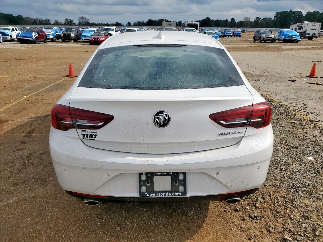 2019 Buick Regal Essence VIN: W04GP6SXXK1035286 Lot: 93632635