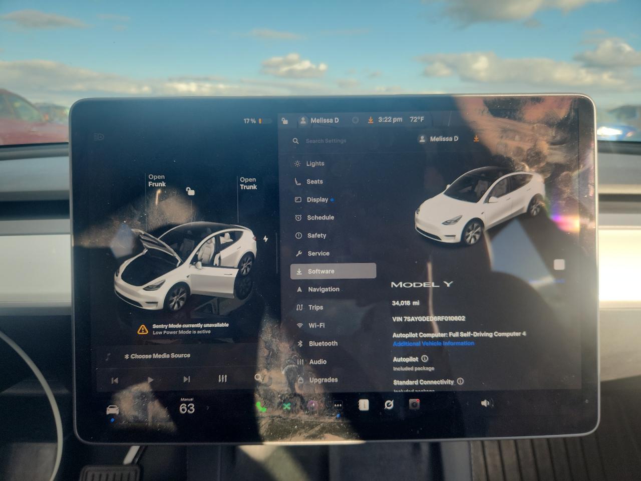 2024 Tesla Model Y VIN: 7SAYGDED6RF010602 Lot: 91479635