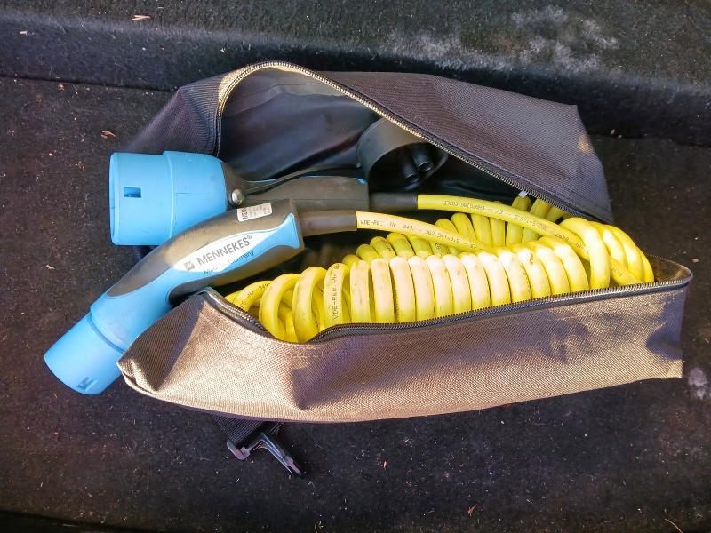 2015 MERCEDES-BENZ C CLASS C350E SPORT PREMIUM PLUS 4DR AUTO