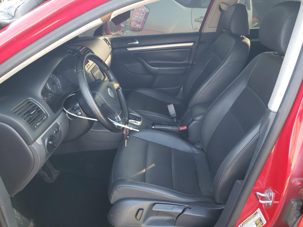 2008 Volkswagen Jetta Se VIN: 3VWRM71K38M148198 Lot: 93261375