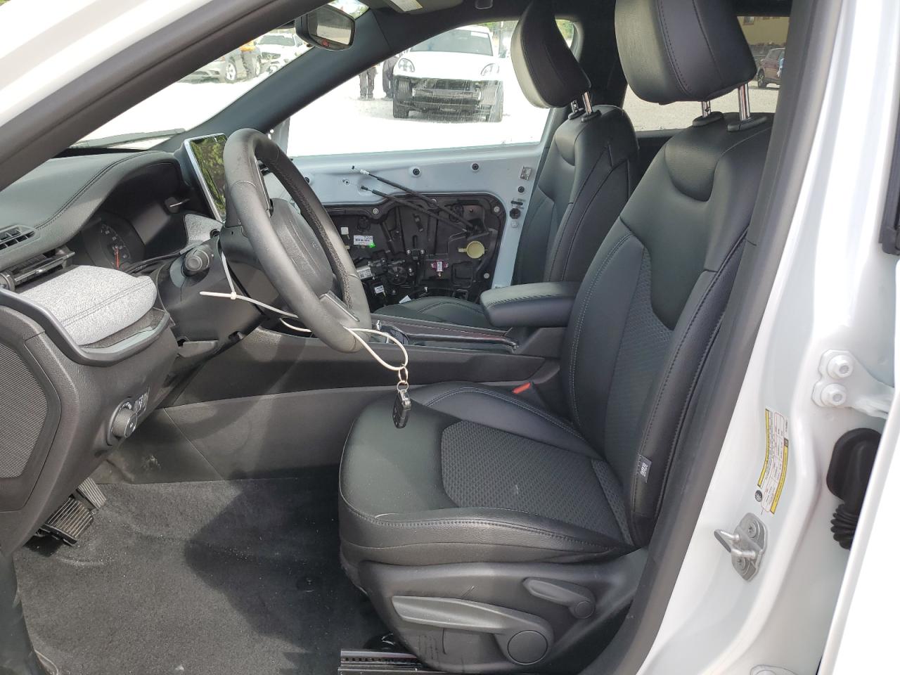 2025 Jeep Compass Latitude VIN: 3C4NJDBN3ST559521 Lot: 92226395