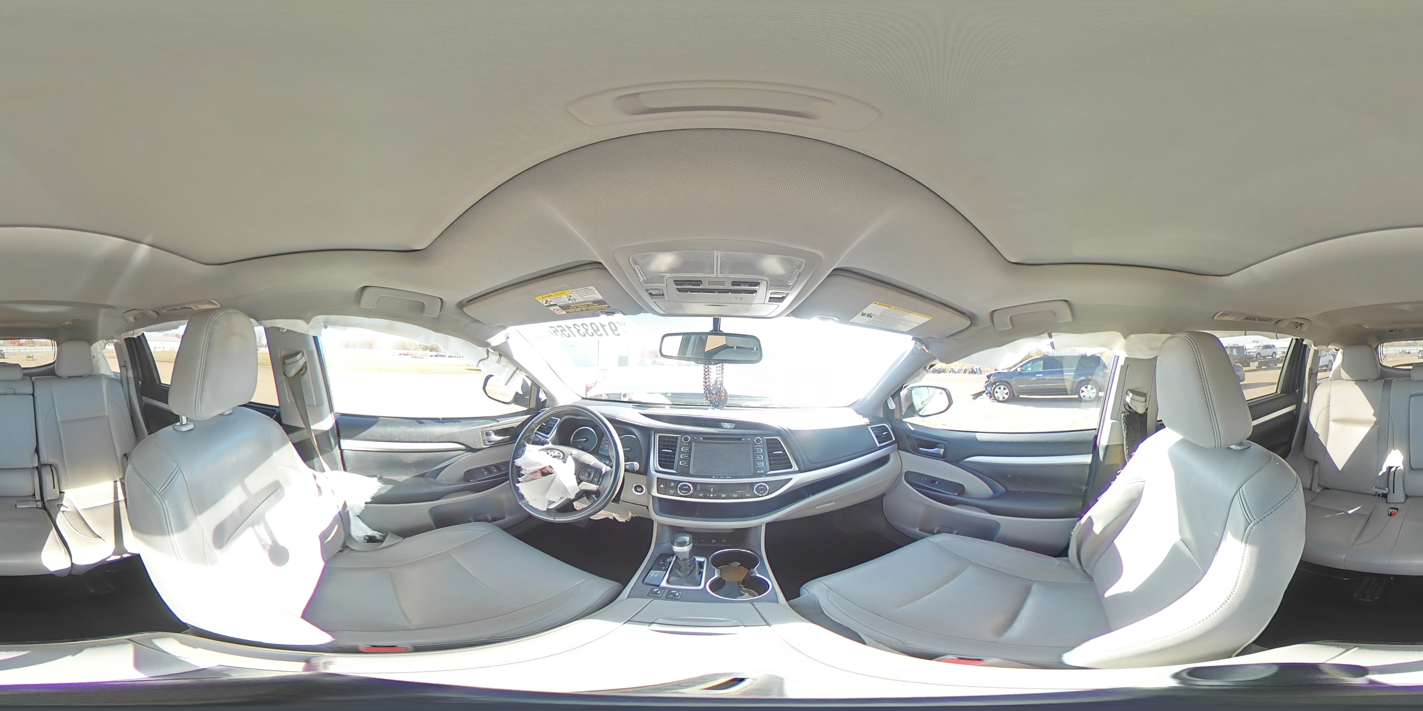 2016 Toyota Highlander Xle VIN: 5TDJKRFH5GS352420 Lot: 91933155