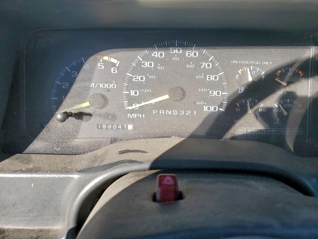 1996 Chevrolet Gmt-400 C3500 VIN: 1GCHC33J2TF021143 Lot: 94021215