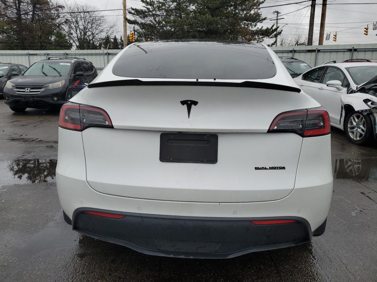 2021 Tesla Model Y VIN: 5YJYGDEE1MF187590 Lot: 91824965