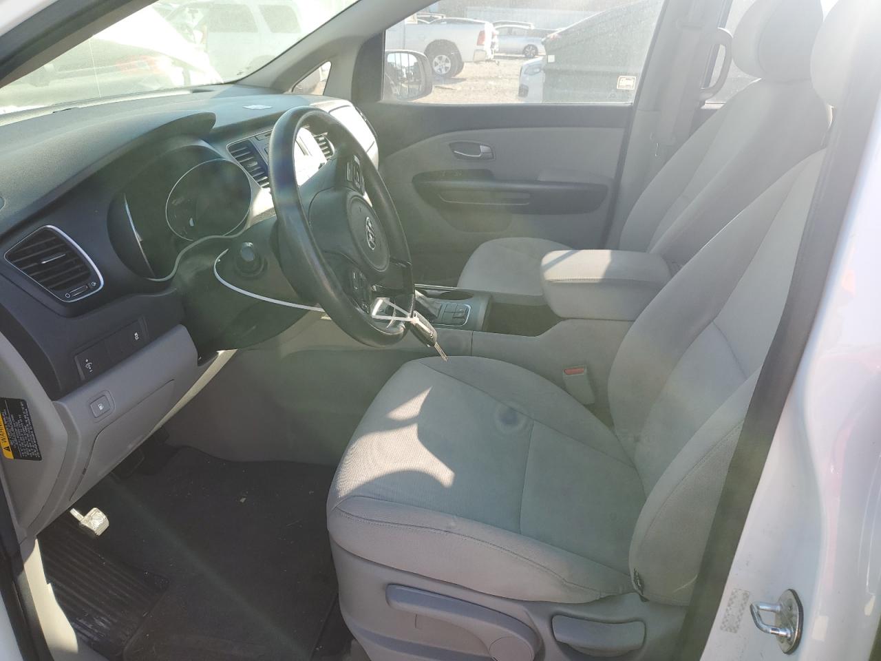 2015 Kia Sedona L VIN: KNDMA5C13F6029417 Lot: 93657965