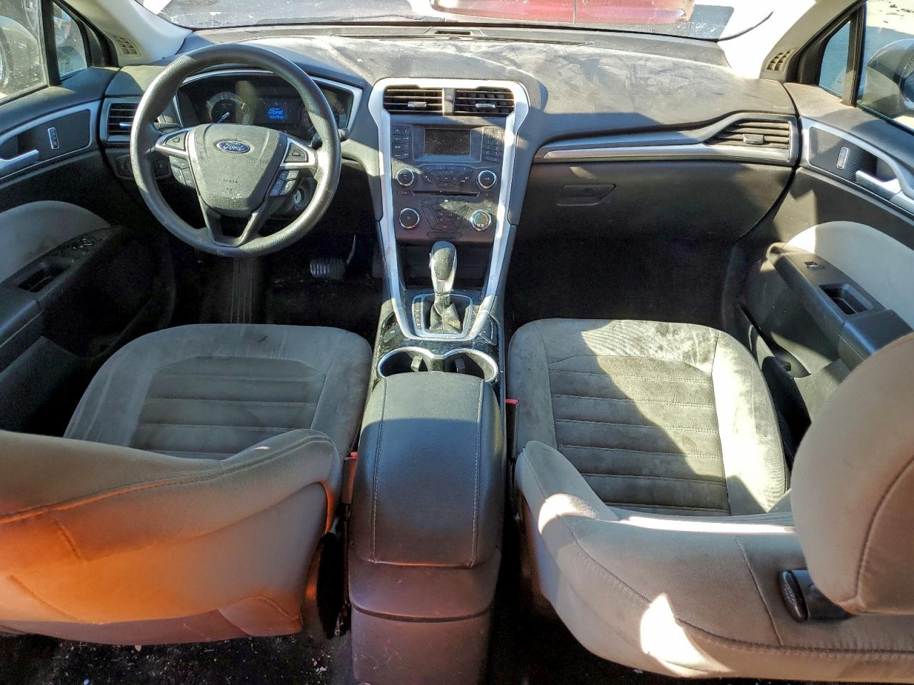 2015 Ford Fusion S VIN: 3FA6P0G77FR257096 Lot: 90877575