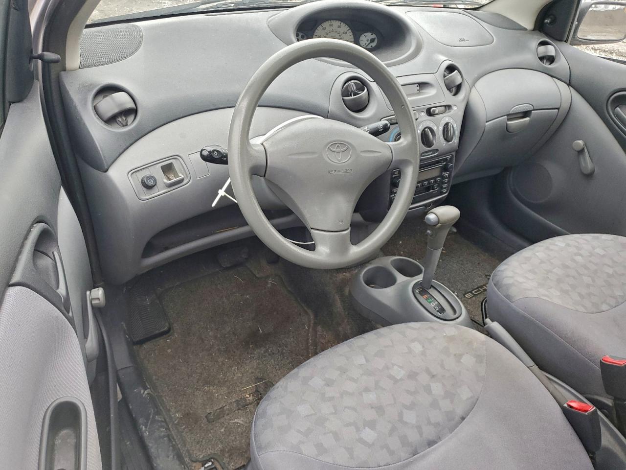 2000 Toyota Echo VIN: JTDAT1236Y0085625 Lot: 94246655