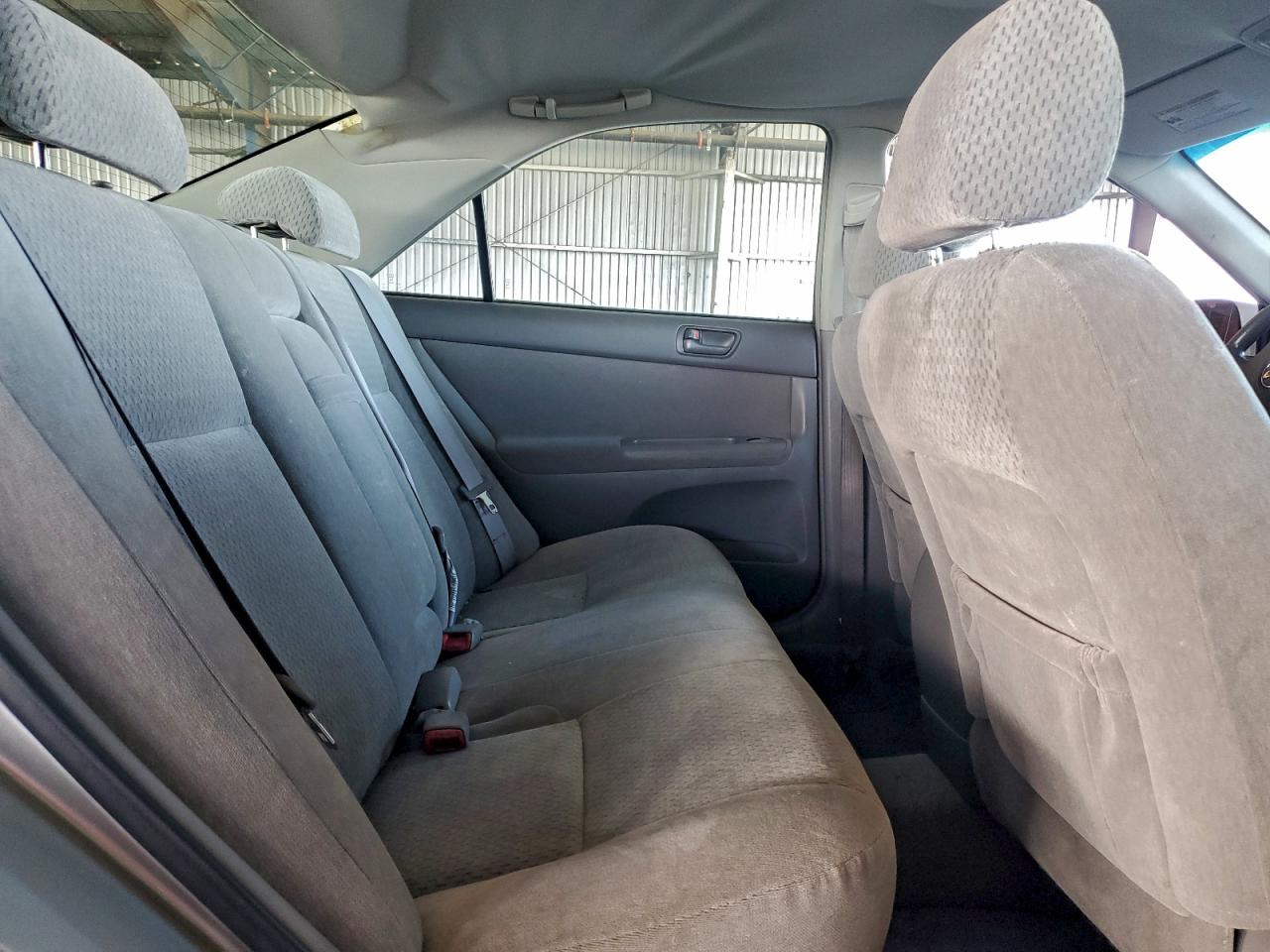 2004 Toyota Camry Le VIN: 4T1BE32KX4U823006 Lot: 94407655