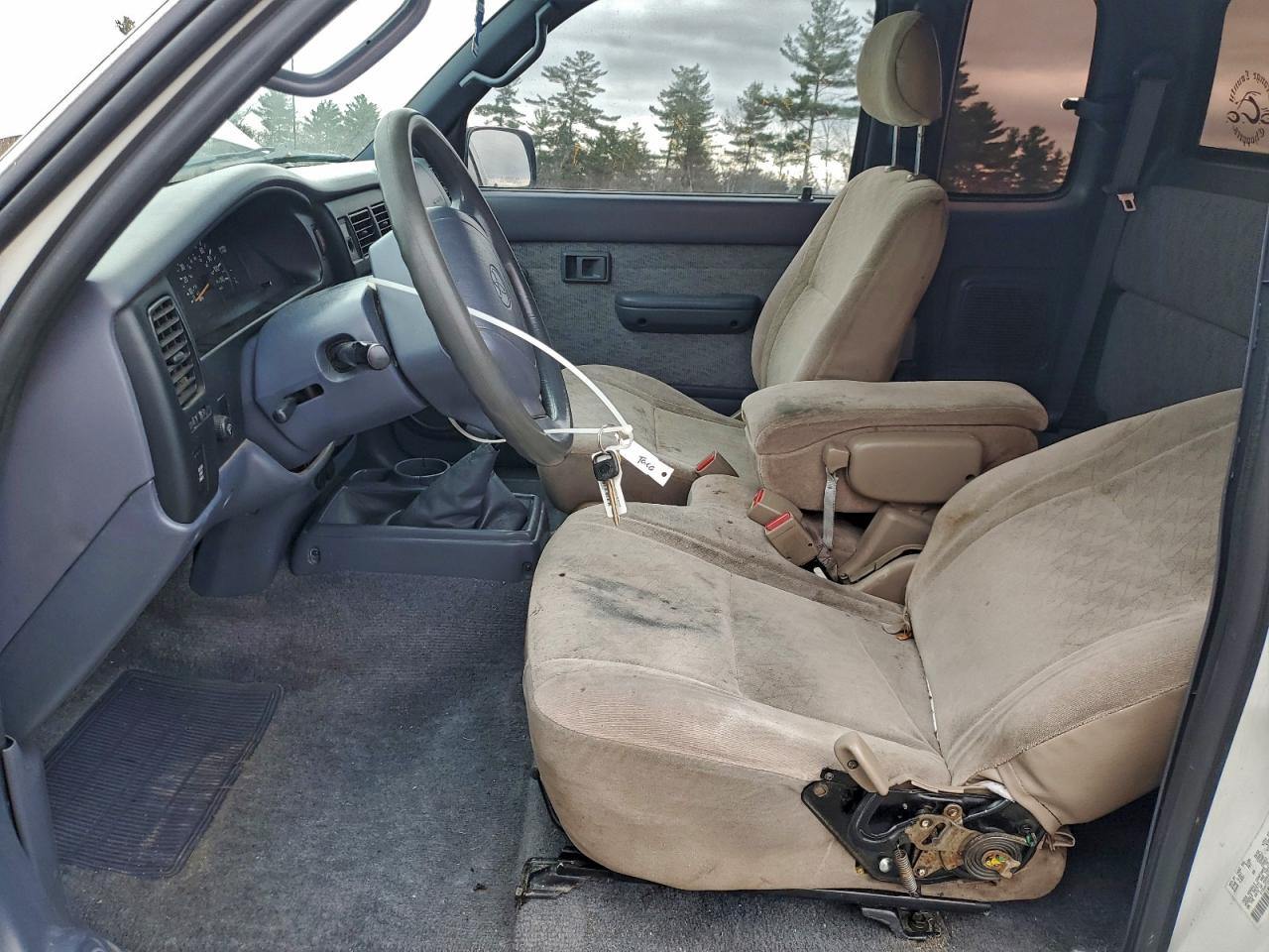 1998 Toyota Tacoma Xtracab VIN: 4TAWM72N2WZ076416 Lot: 94230775