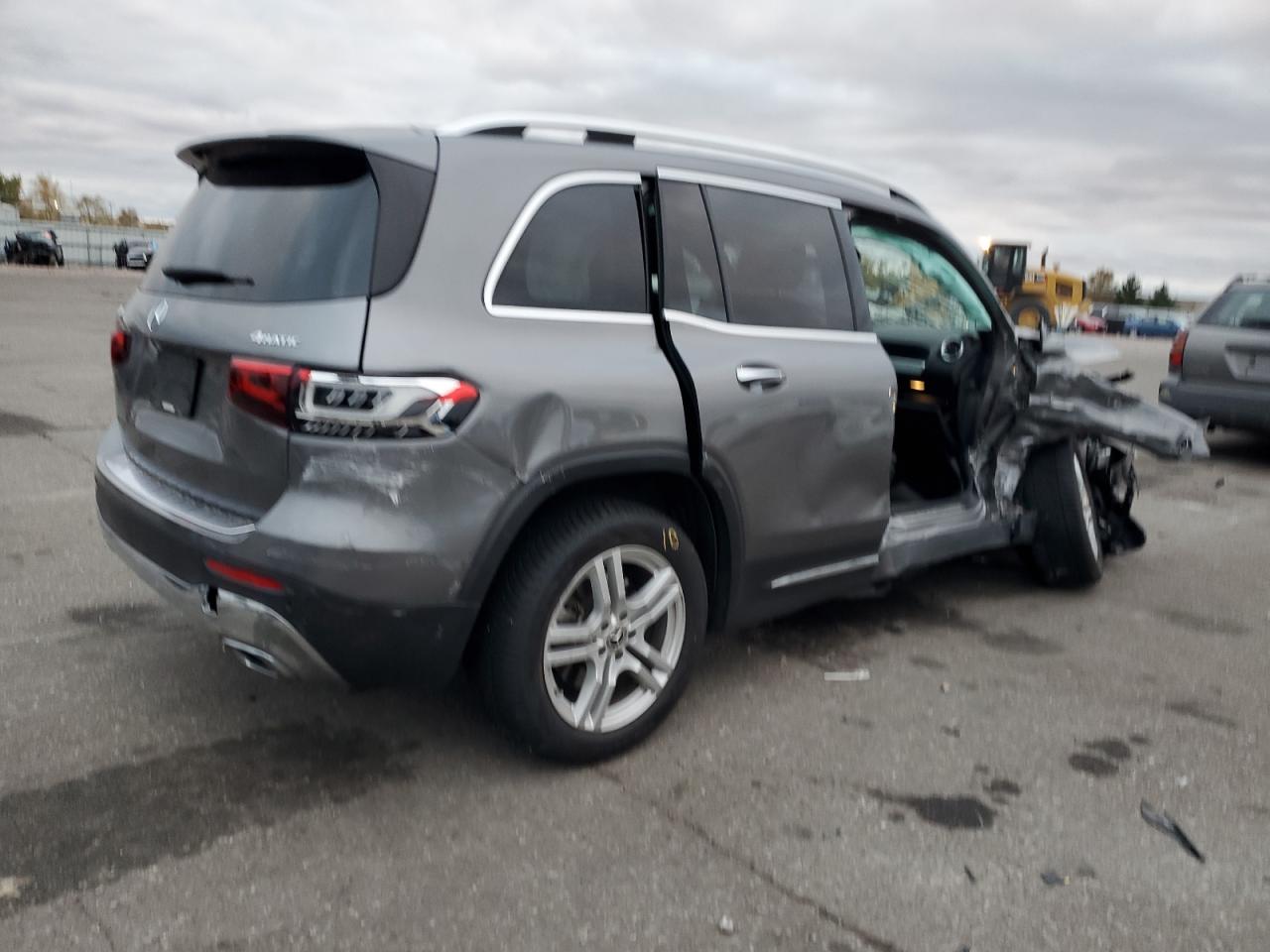 Фото: W1N4M4HB6PW297746