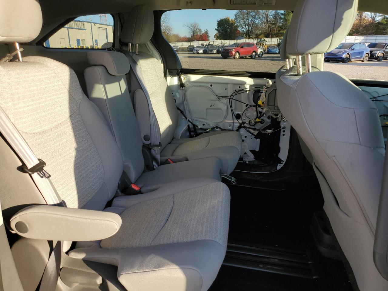 2021 Toyota Sienna Le VIN: 5TDKRKEC7MS009133 Lot: 91698885