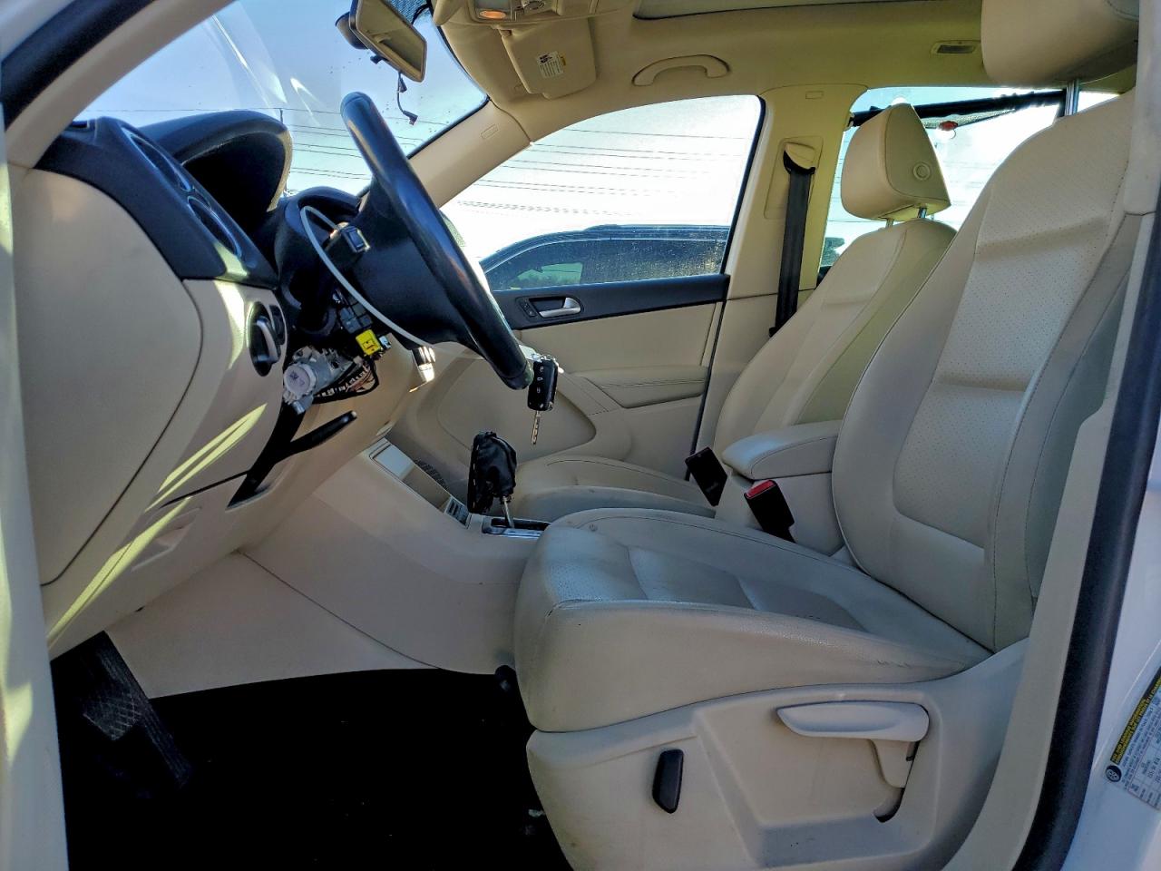 2012 Volkswagen Tiguan S VIN: WVGBV7AX8CW603337 Lot: 92837425