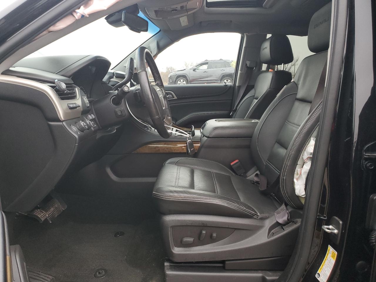 2016 GMC Yukon Denali VIN: 1GKS2CKJ5GR338269 Lot: 93882015