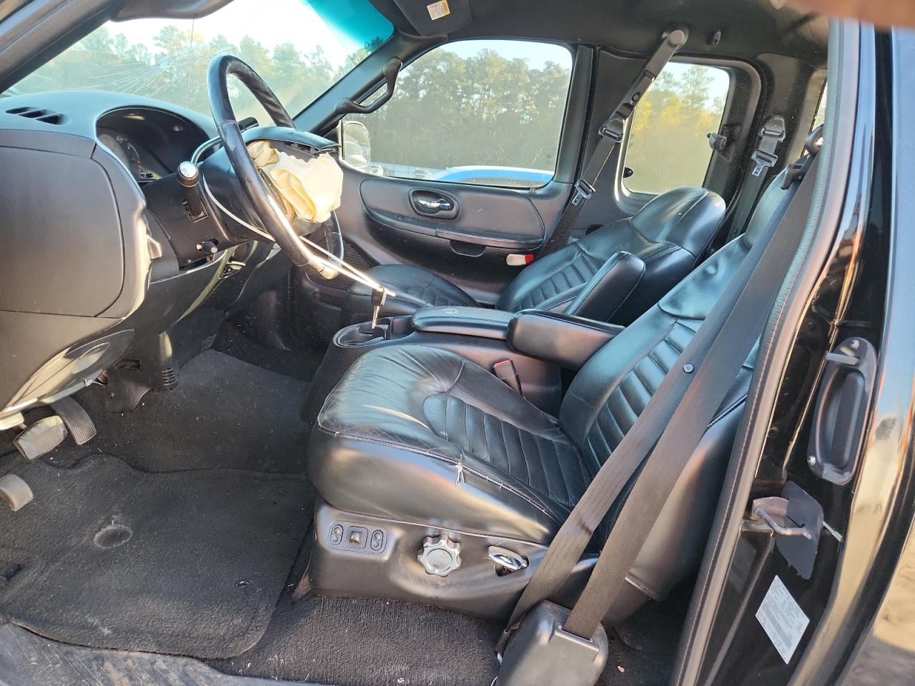 2000 Ford F150 VIN: 2FTRX07LXYCB05944 Lot: 91394945