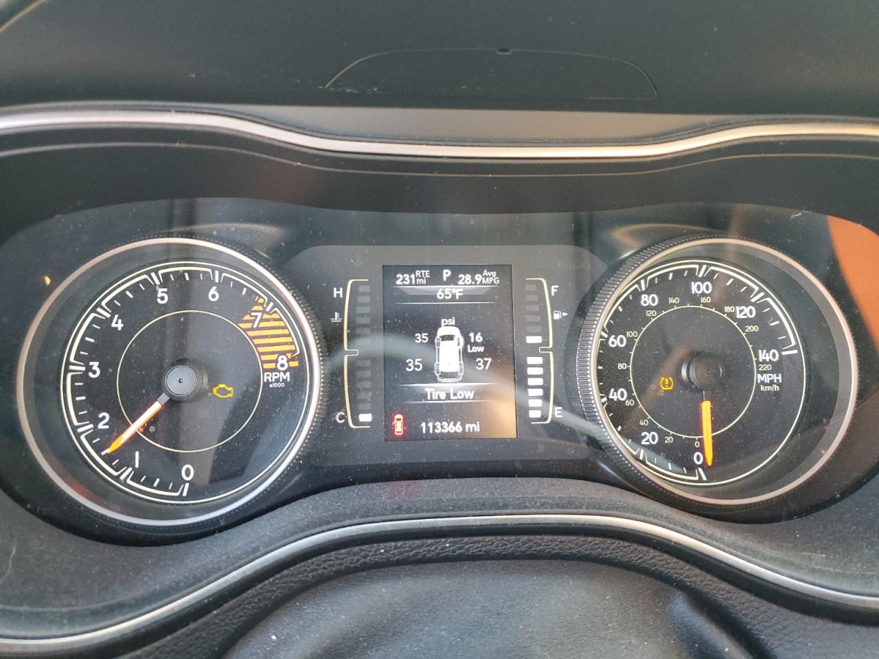 2019 Jeep Cherokee Latitude VIN: 1C4PJLCX6KD243670 Lot: 91562705